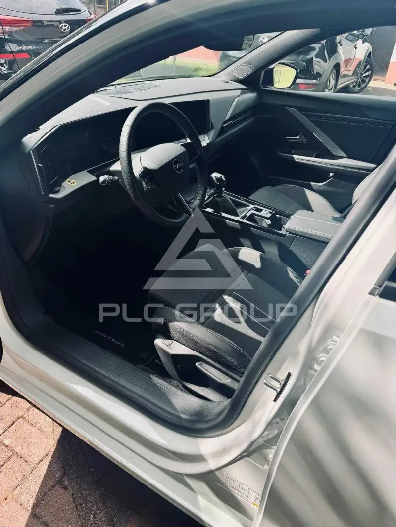 2024 Opel Astra
