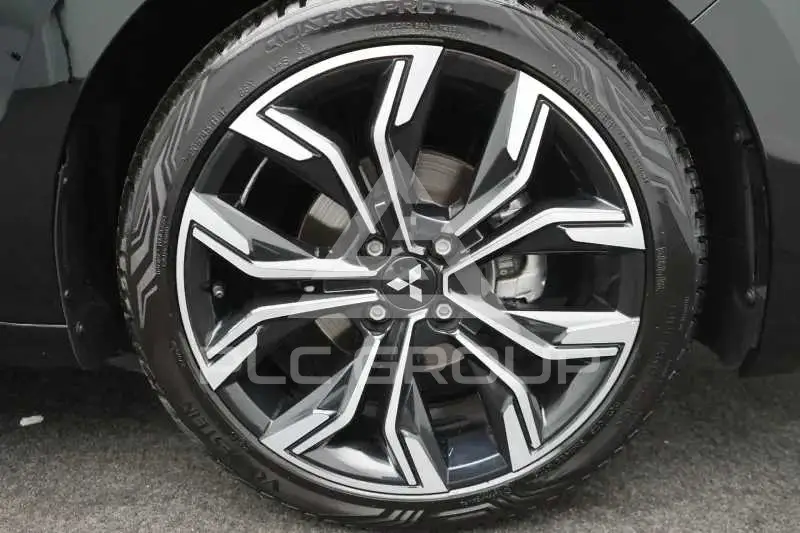 2025 Mitsubishi Colt