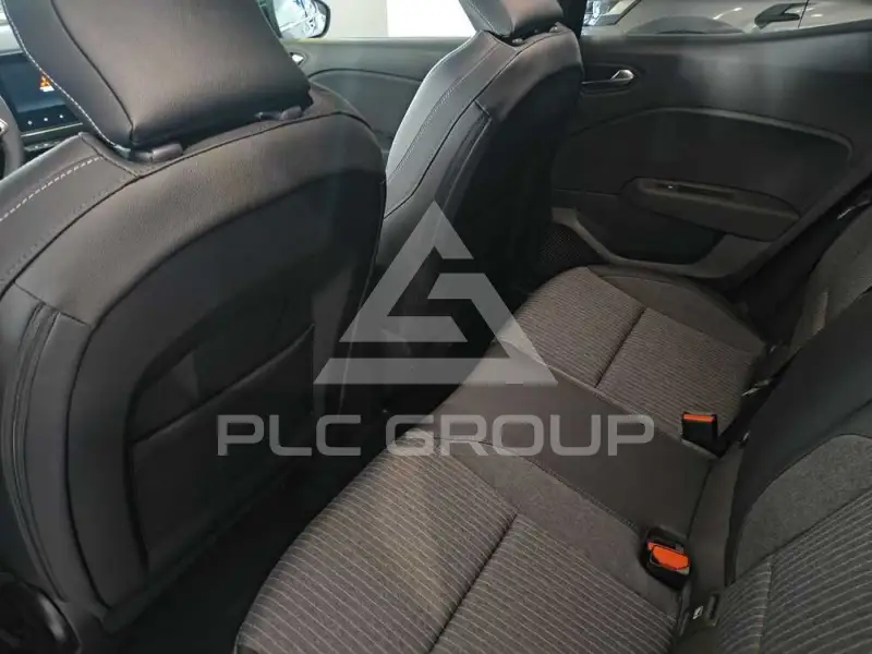 2025 Mitsubishi Colt