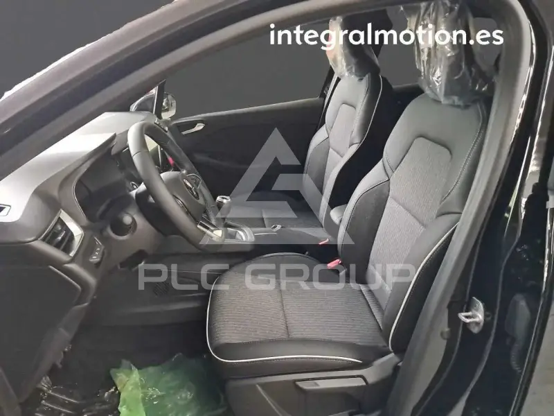 2025 Mitsubishi Colt