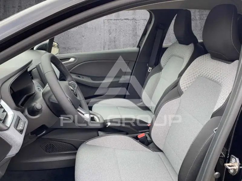 2025 Mitsubishi Colt