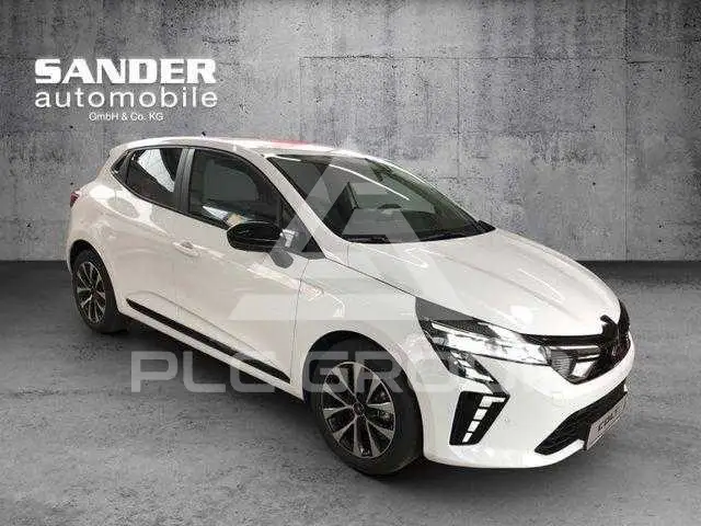 2025 Mitsubishi Colt
