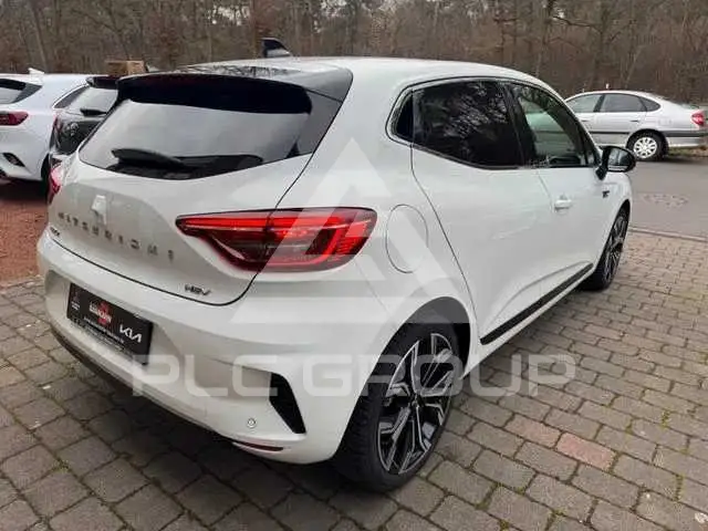 2025 Mitsubishi Colt