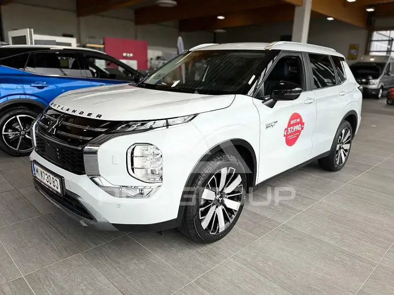2025 Mitsubishi OUTLANDER
