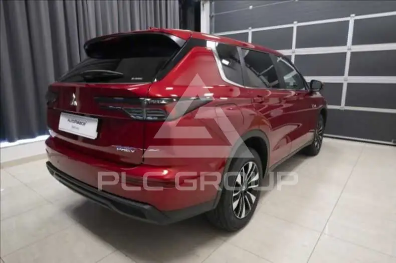 2025 Mitsubishi OUTLANDER