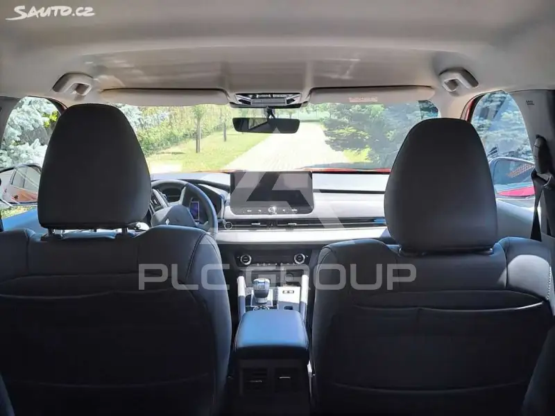 2025 Mitsubishi OUTLANDER