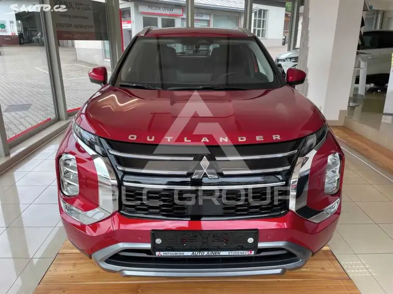 2025 Mitsubishi OUTLANDER