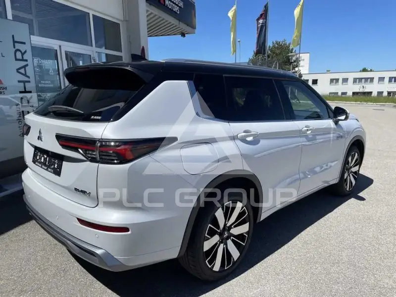 2025 Mitsubishi OUTLANDER