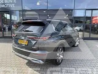 2025 Mitsubishi OUTLANDER