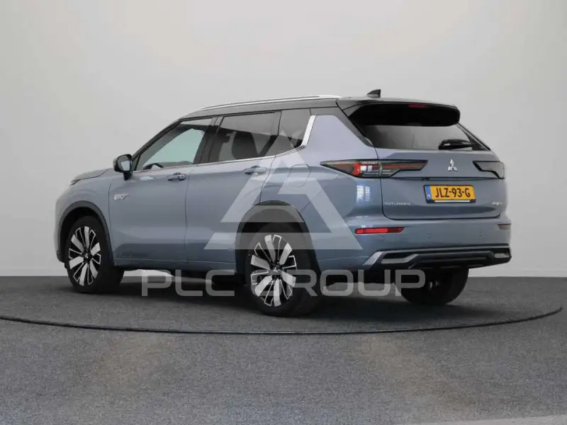 2025 Mitsubishi OUTLANDER