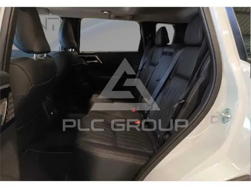 2025 Mitsubishi OUTLANDER