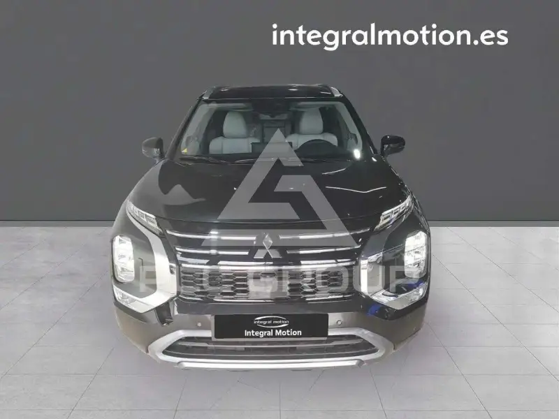 2025 Mitsubishi OUTLANDER
