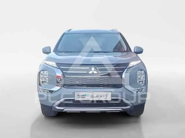 2025 Mitsubishi OUTLANDER