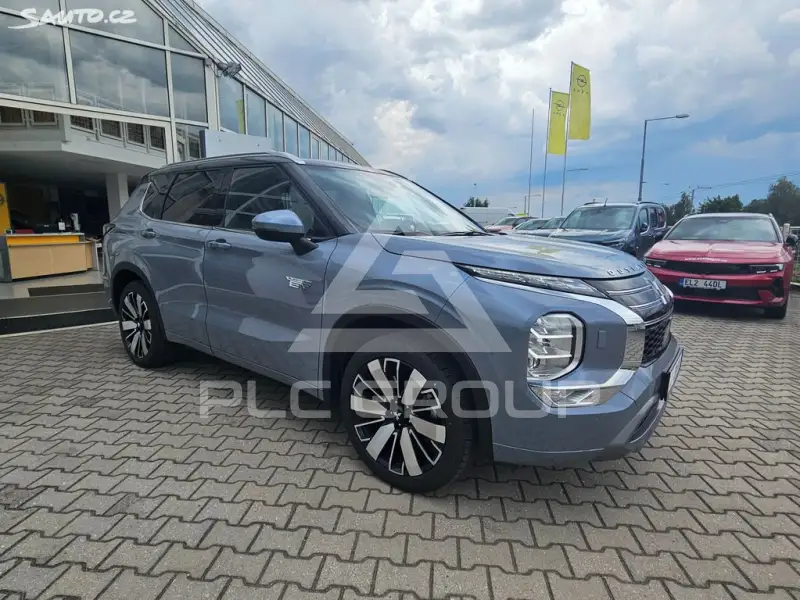 2025 Mitsubishi OUTLANDER