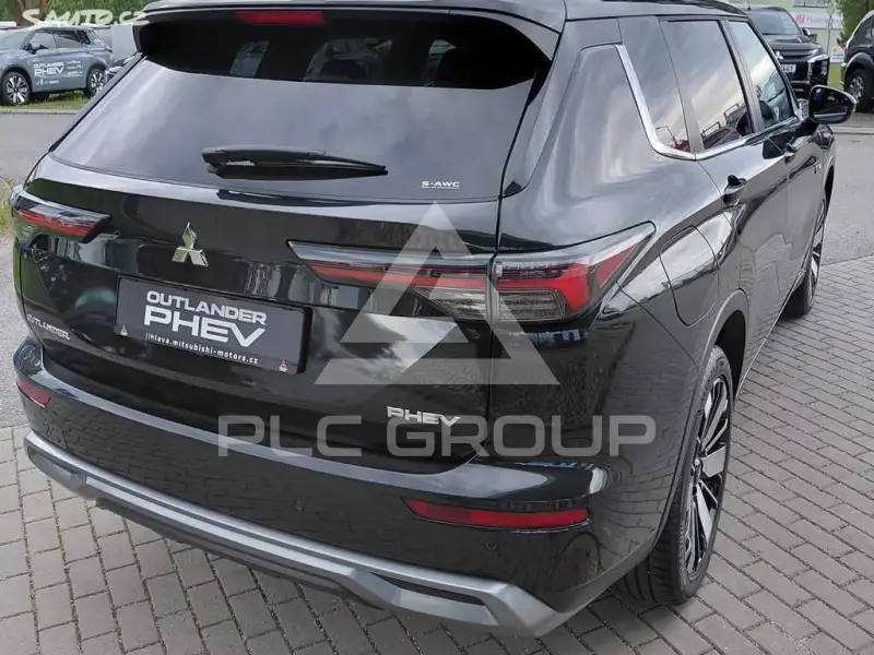 2025 Mitsubishi OUTLANDER