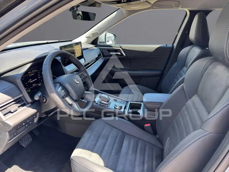 2025 Mitsubishi OUTLANDER