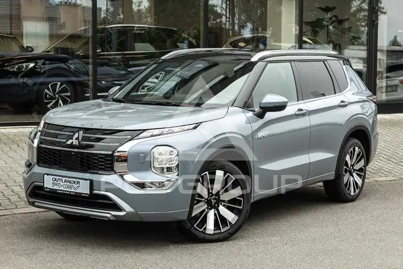 2025 Mitsubishi OUTLANDER