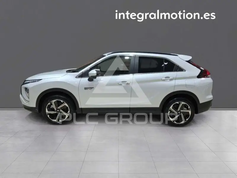 2025 Mitsubishi ECLIPSE