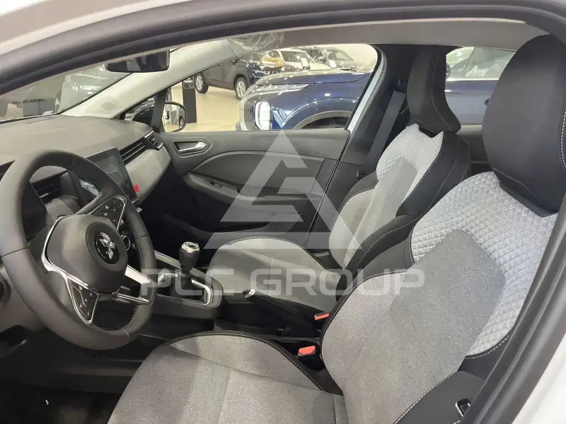 2025 Mitsubishi Grandis