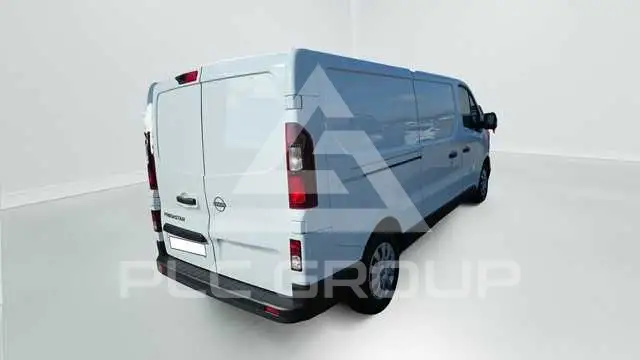 2025 Nissan Primastar