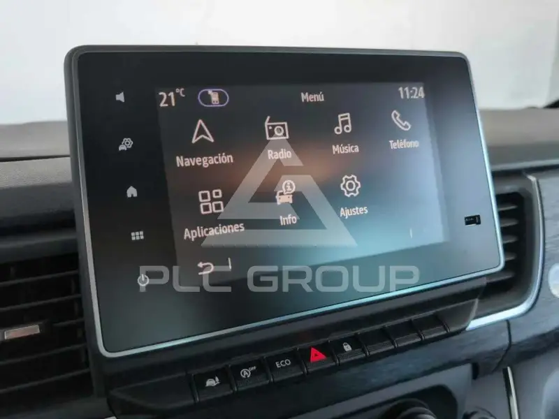 2025 Nissan Primastar