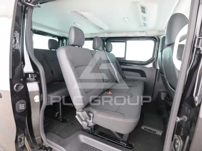 2025 Nissan Primastar