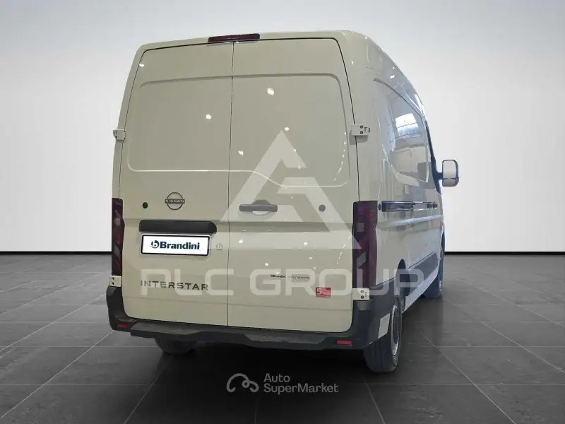 2025 Nissan Interstar