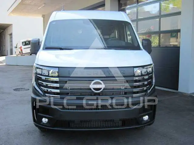 2025 Nissan Interstar
