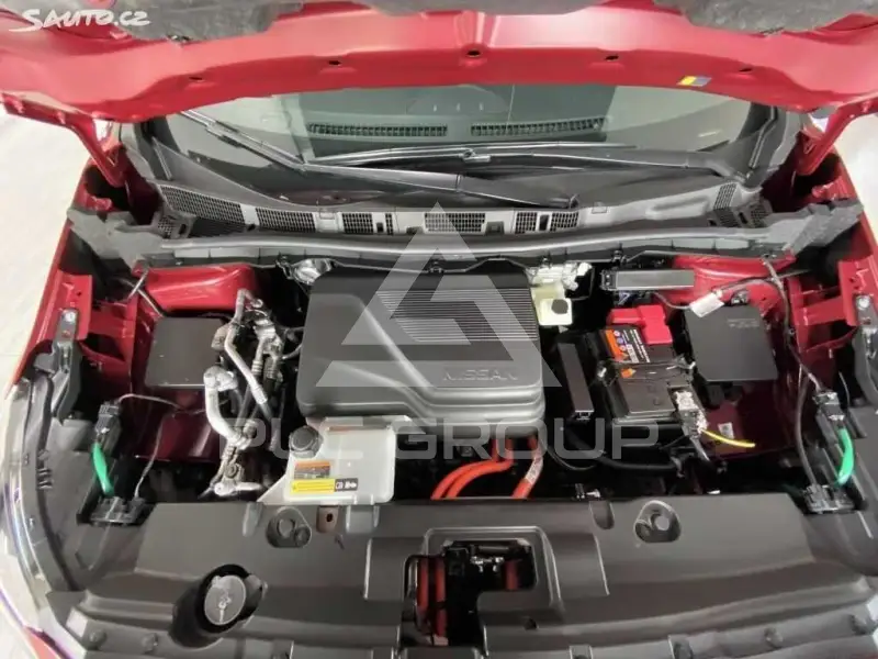 2025 Nissan LEAF