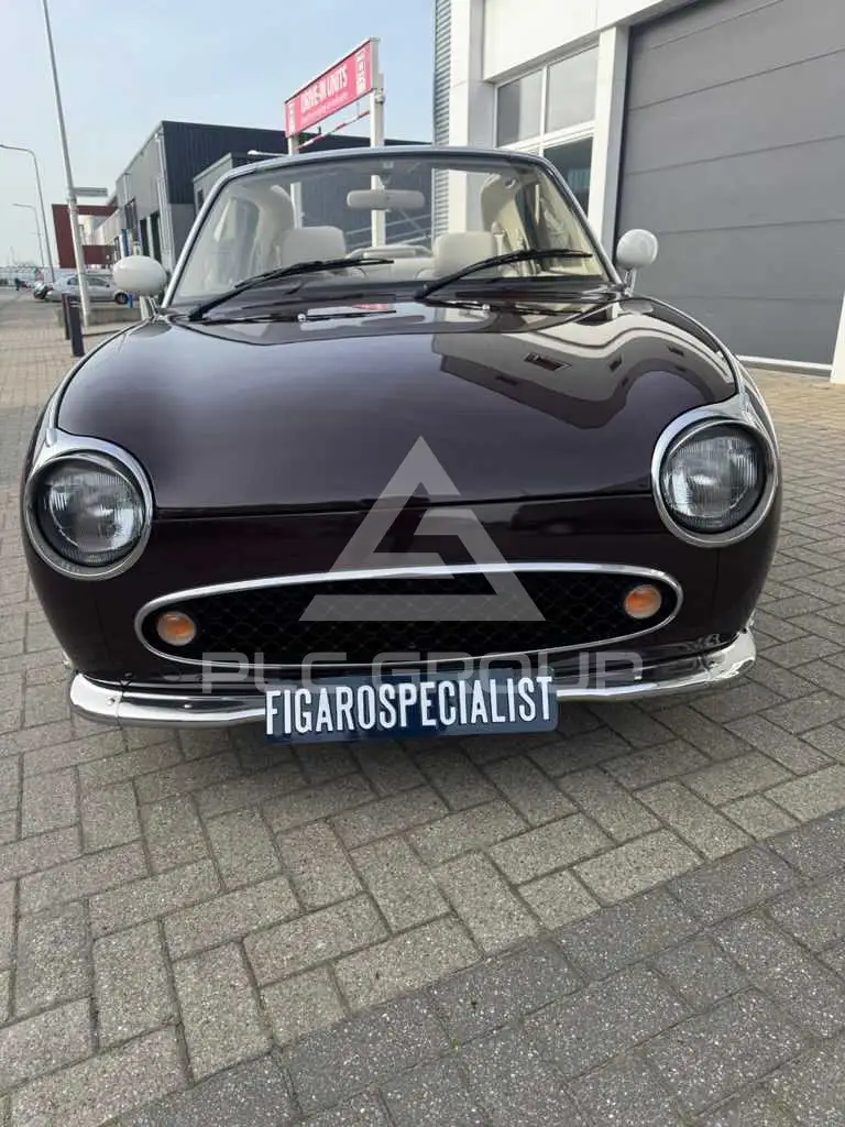 2025 Nissan Figaro