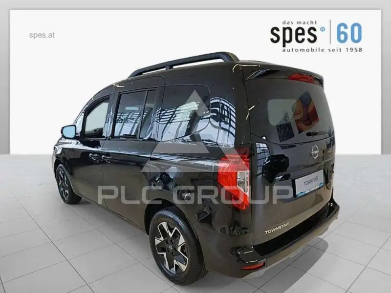 2025 Nissan TOWNSTAR