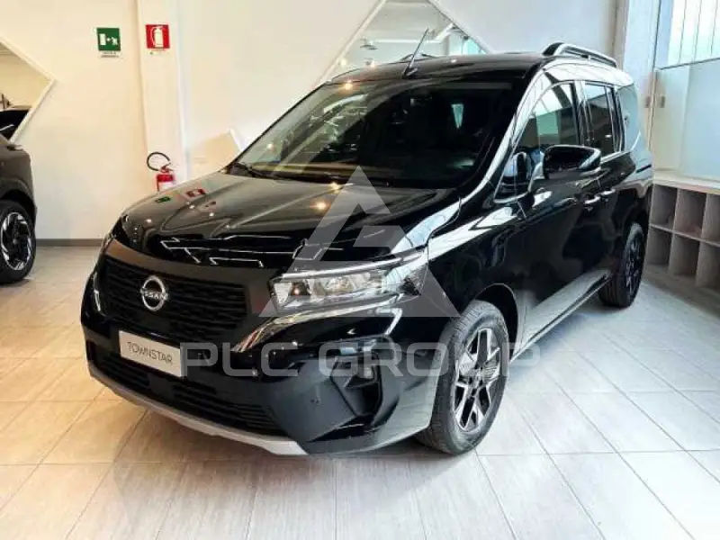 2025 Nissan TOWNSTAR