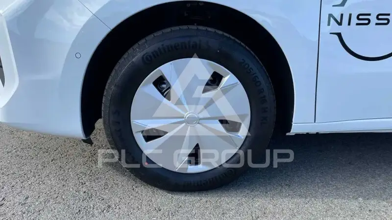 2025 Nissan TOWNSTAR