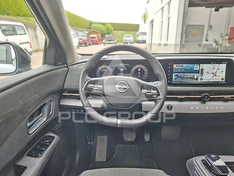 2025 Nissan Ariya
