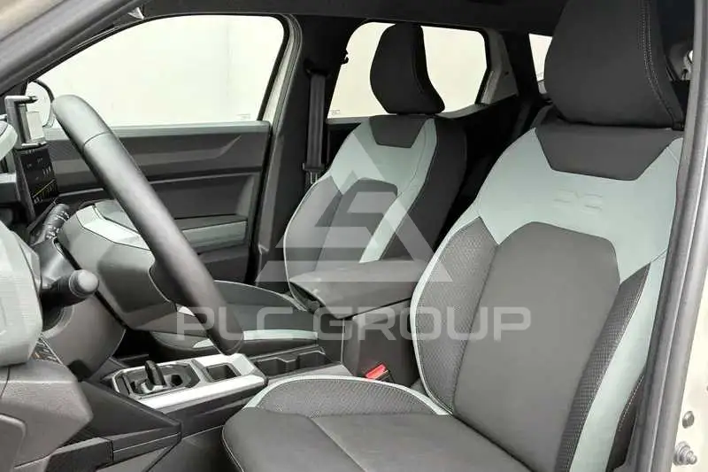 2025 Dacia Duster