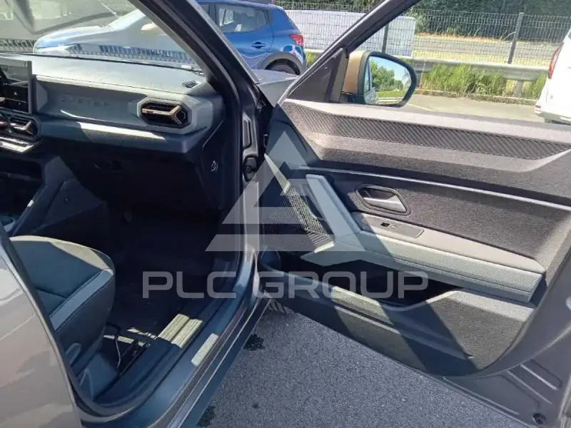 2025 Dacia Duster