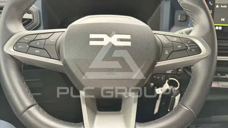2025 Dacia Duster