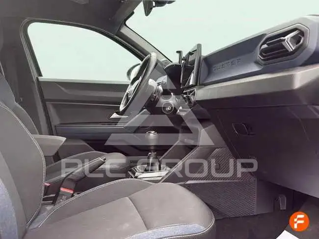 2025 Dacia Duster