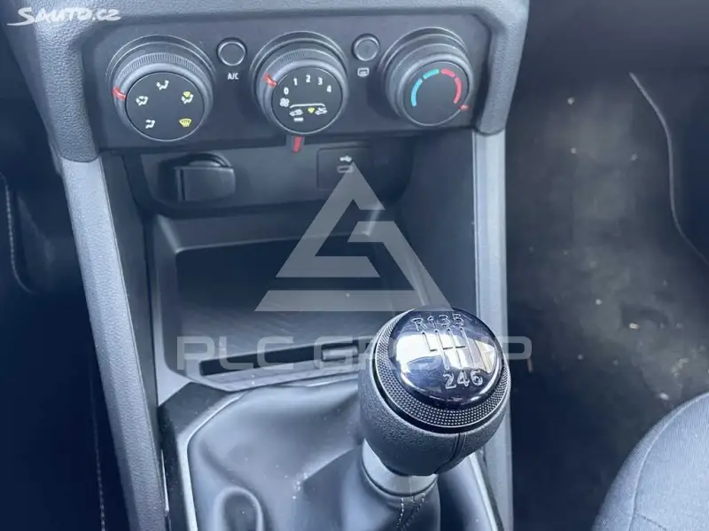 2025 Dacia Duster