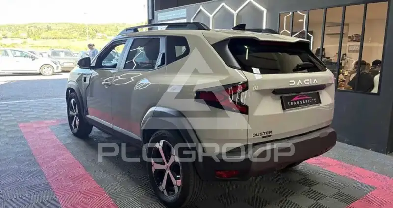 2025 Dacia Duster