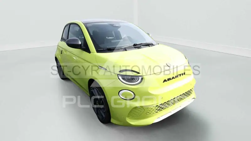 2025 Abarth 500e