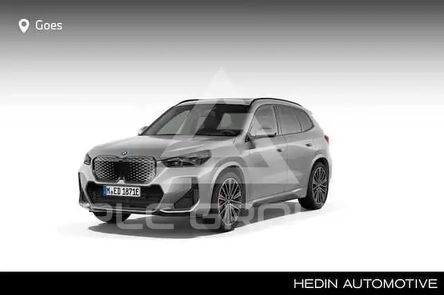 2025 BMW iX