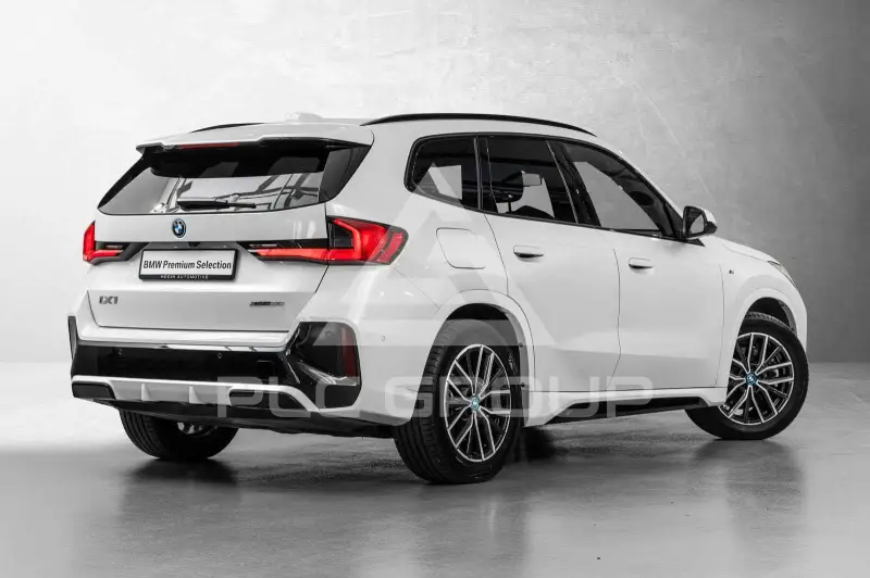 2025 BMW iX