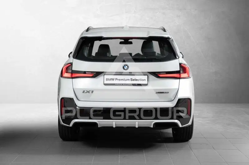 2025 BMW iX