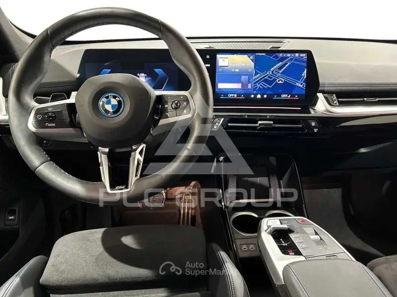 2025 BMW iX