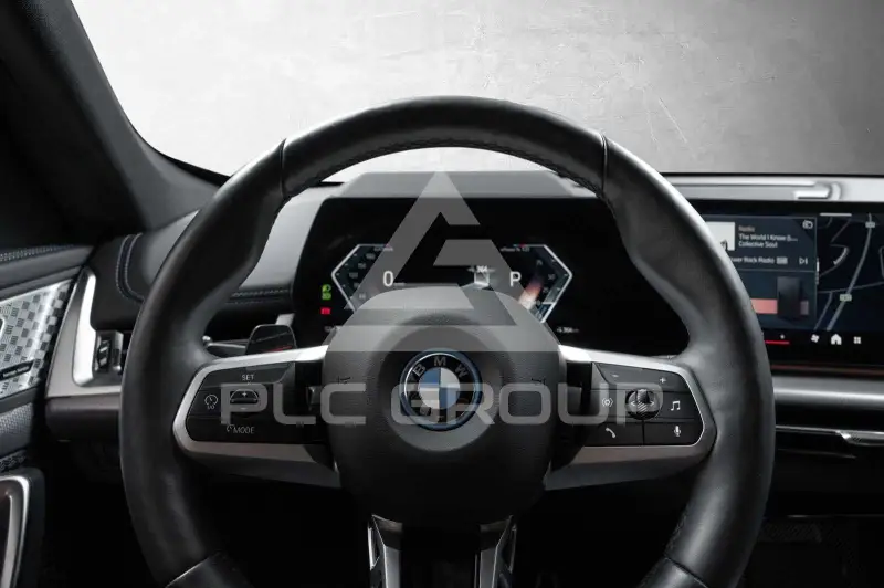 2025 BMW iX