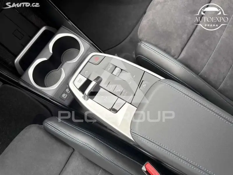 2025 BMW iX