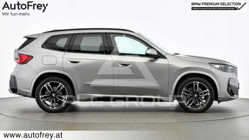 2025 BMW iX