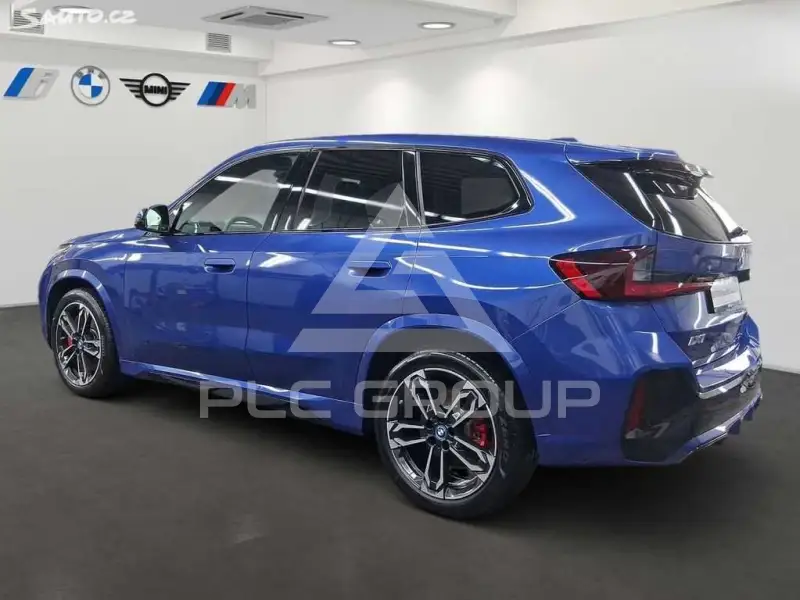 2025 BMW iX