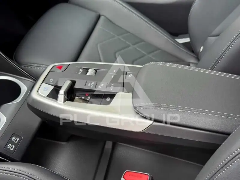 2025 BMW iX